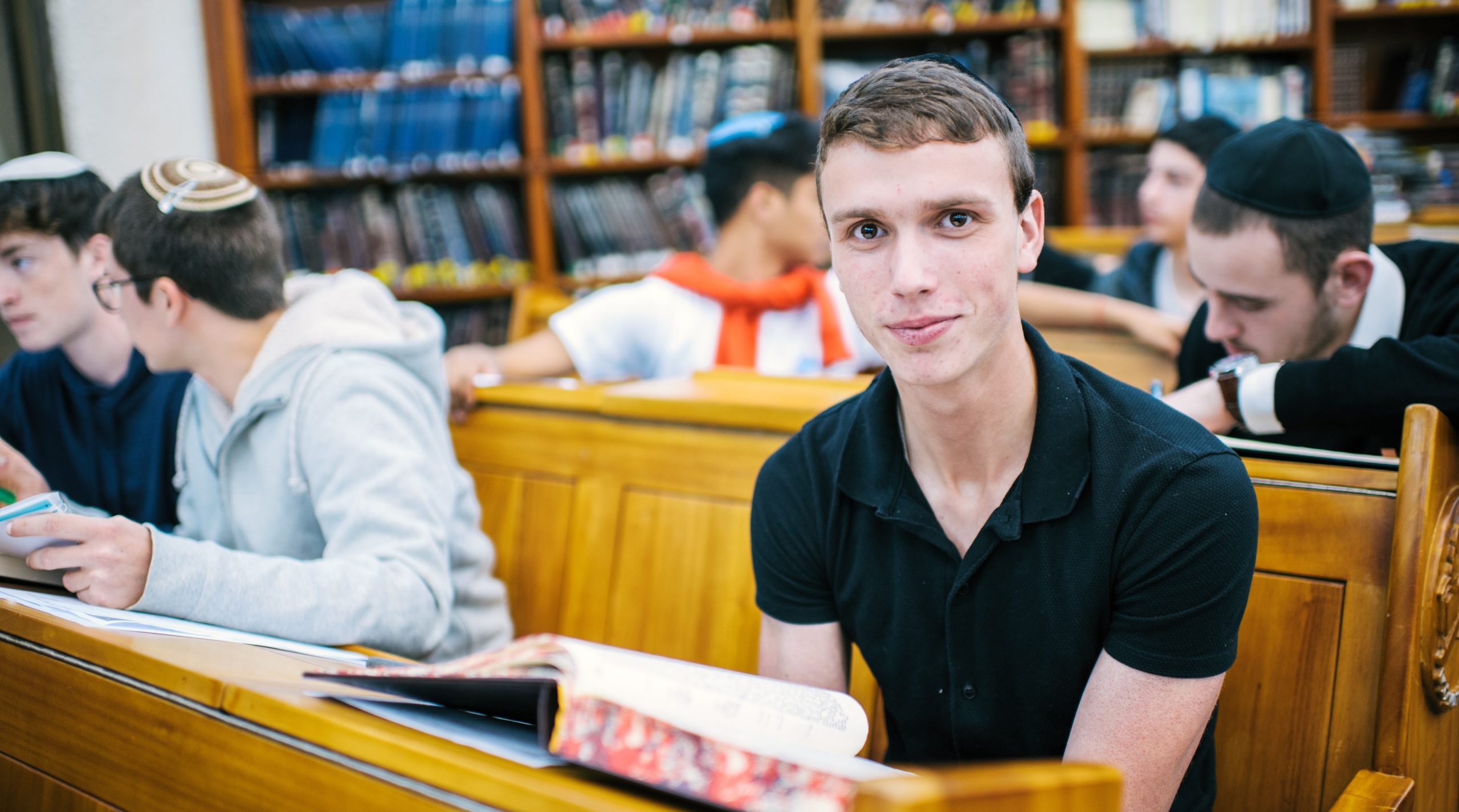 Yeshivah in Israel for free with Naale for students from all over the world. American Yeshivah French Yeshivah in Israel. Study Yeshivah in English for teens, high school yeshivah students in Israel with Naale for free 